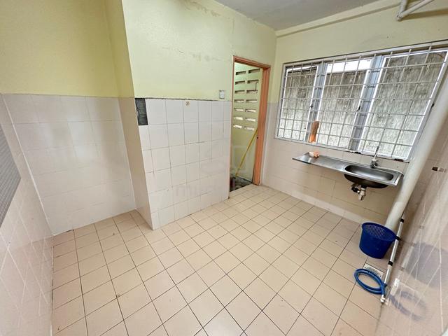 Dahlia Apartment (Sri Rampai) 2