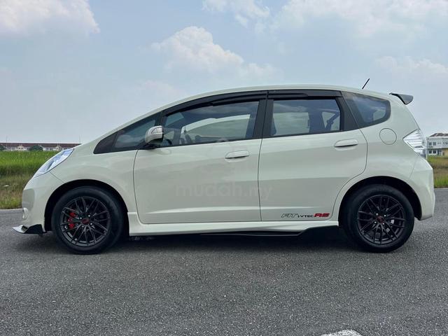 2013 Honda JAZZ 1.3 (HYBRID) FACELIFT (A) Muka 0 - 5