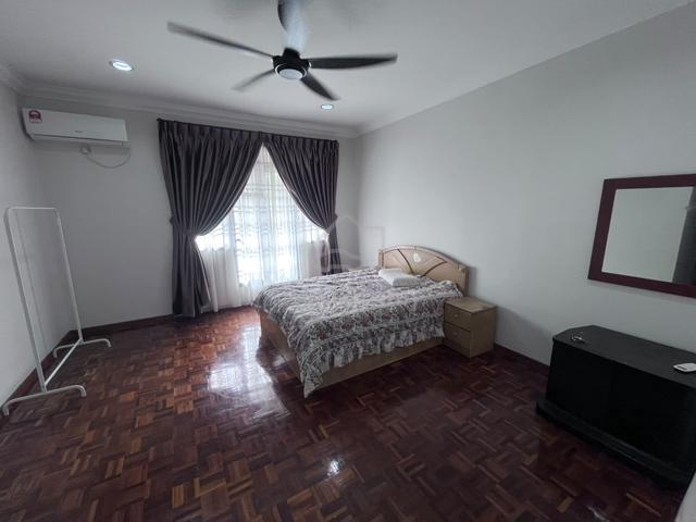 JB Taman mount austin 2 storey house 1