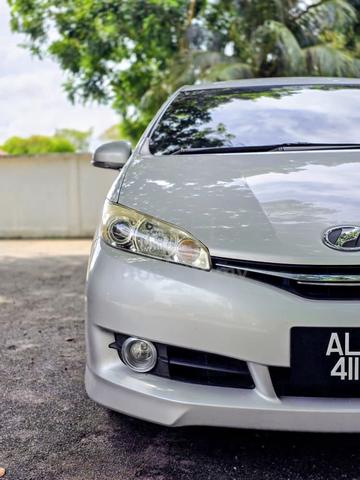 2017 Toyota WISH 1.8 X (A) - 2