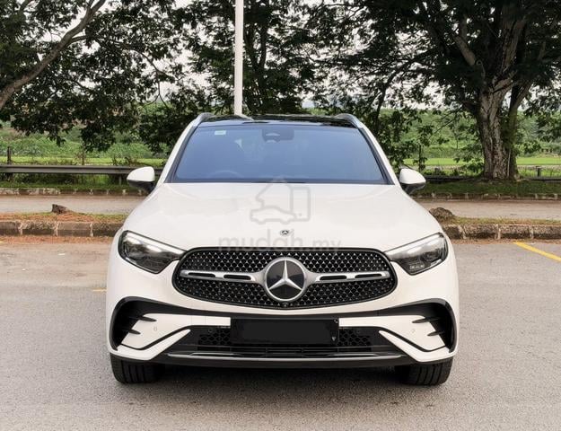 2024 Mercedes-Benz GLC300 2.0 4MATIC Mile 9,856KM - 2