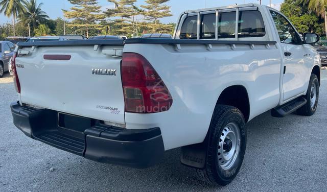 2019 Toyota HILUX 2.4 FACELIFT (M) - 5