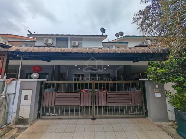 Double Storey Terrace @ Taman Seri Mawar Sitiawan 1