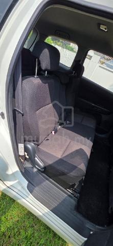 2007 Toyota WISH 1.8 G ANE10G FACELIFT (A) - 5