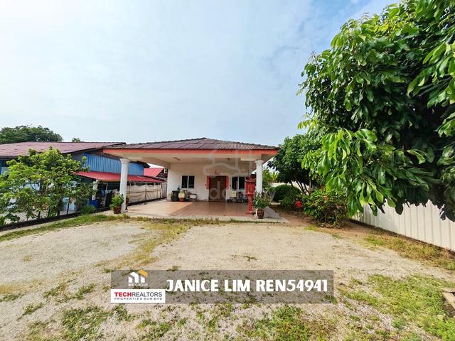 Kampung Baru Lunas Town Single Storey Bungalow House For Sale 1