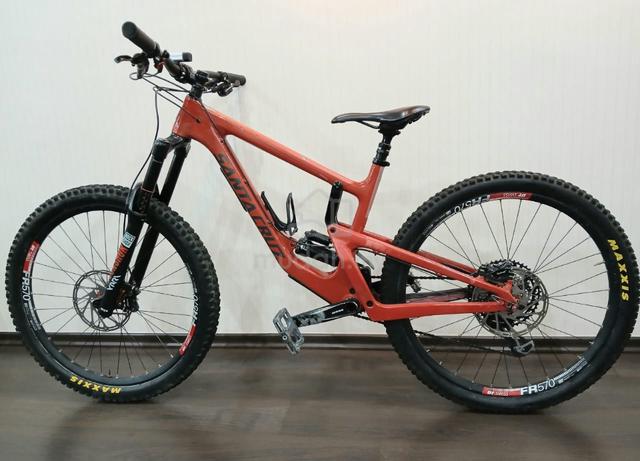 Santa Cruz Nomad V4 2019 Carbon C - M Size (27.5) - Sports