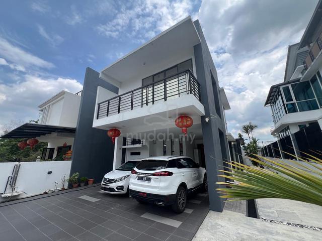 [3400sf BU] Semi D 3 Sty Renovated, Saffron, Puteri Heights, Rawang 1