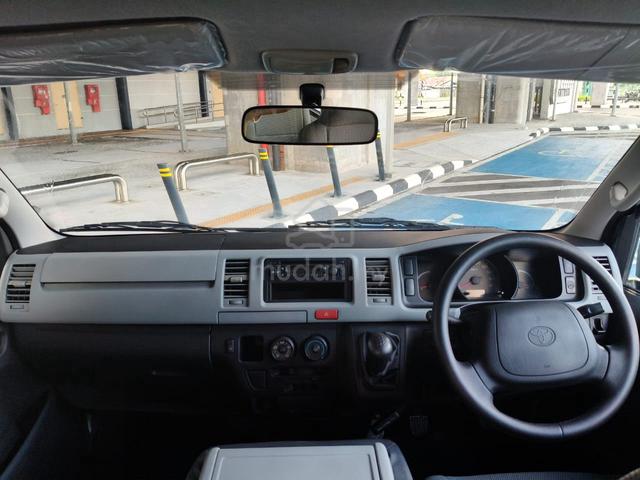 2008 Toyota Hiace 2.7 (M) Window Van High Roof - 5