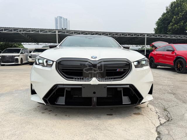 2025 Bmw M5 4.4 G90, 727HP, xDrive AWD, Save 300k - 3