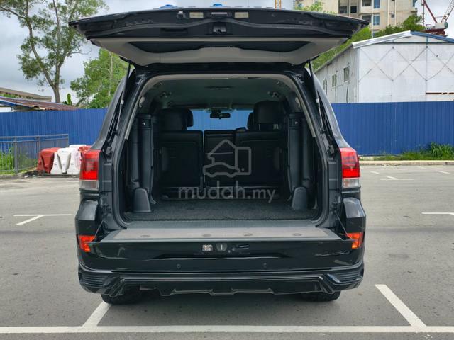 Toyota Land Cruiser LC202 4.6L V8 - 5