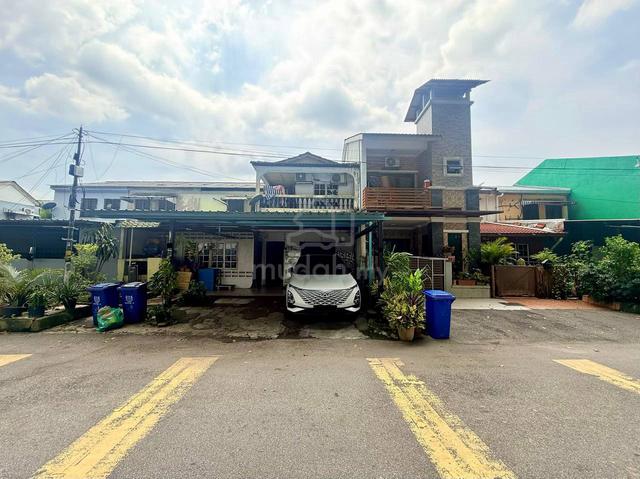 Facing Open Double Storey Sekyen 18 Shah Alam 1