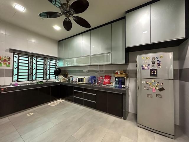 Telok Gadong Besar 42x70 End Lot 2 Storey Terrace Reno Klang House 1