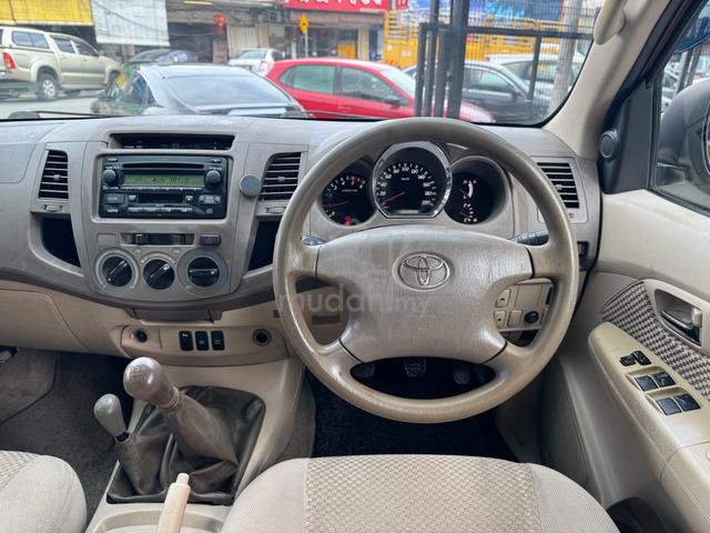 Toyota FORTUNER 2.5 G (M) Diesel Turbo - 5