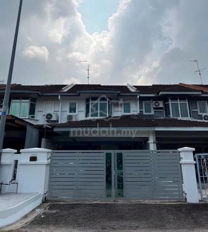 Ehsan Jaya 2 Storey Terrace House 1