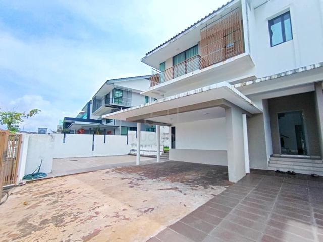 Double Storey SEMI DETACHED, Shang Garden, Taman Bukit Sarimban 1