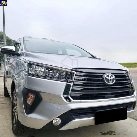 Toyota INNOVA 2.0 G (A) FACELIFT MILEAGE 24600 KM - 1