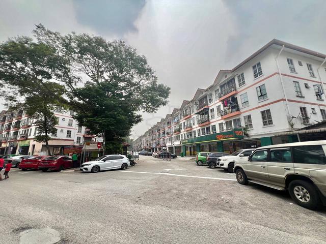 Park Avenue (Tampoi Indah) 1
