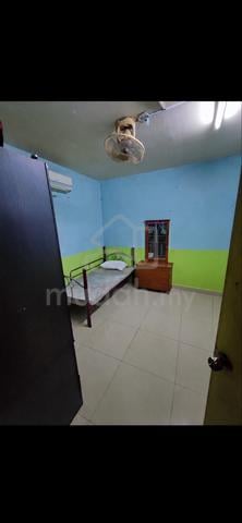 BILIK SEWA MASTER ROOM PANGSAPURI SRI NERVILLIa 1