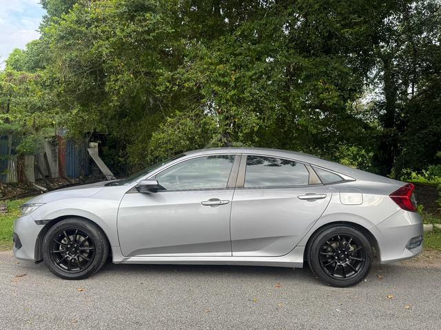 2018 Honda CIVIC 1.8 S i-VTEC (A) - 3