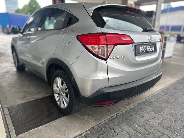 Full Spec Honda HR-V 1.8 V (A) - 2