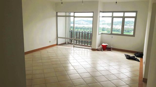 Perdana Exclusive Condo 1