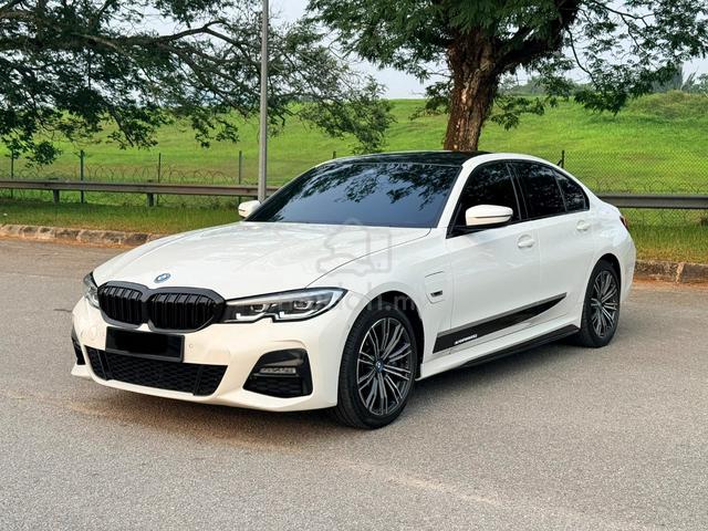 2022 BMW 330e 2.0 M Sport 44,047 KM Under Warranty - 3