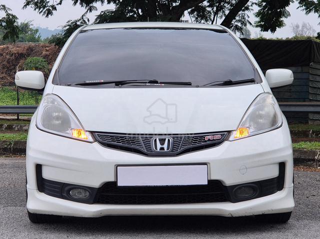 2014 Honda JAZZ 1.3 HYBRID FACELIFT (A) - 3