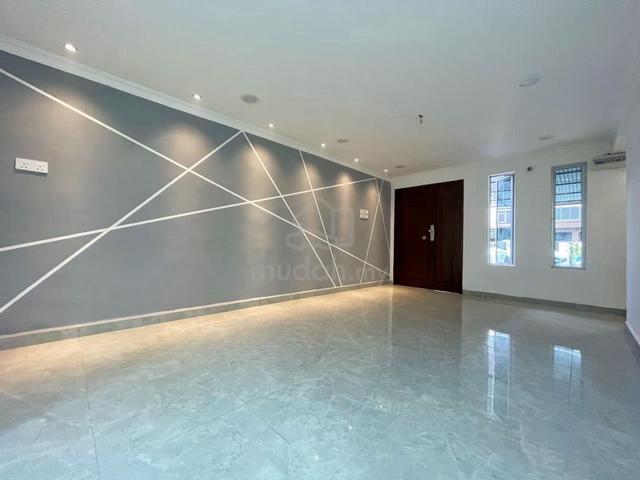Taman Desawan, Klang Double Storey House For Sale 1