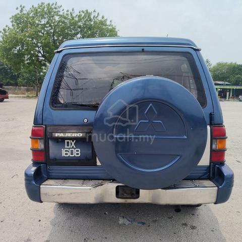 1995 Mitsubishi PAJERO 2.5 L049 (M) - 2