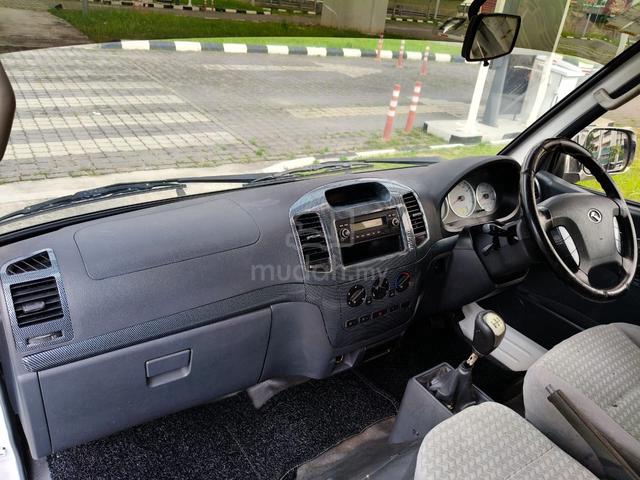2017 King Long PLACER 2.8 (M) Window Van 14 Seat - 5