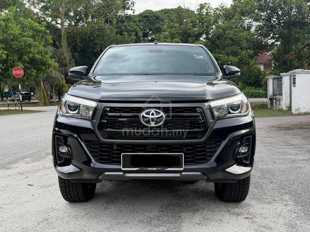 2020 Toyota HILUX 2.8 BLACK EDITION FULL SERVICE - 1