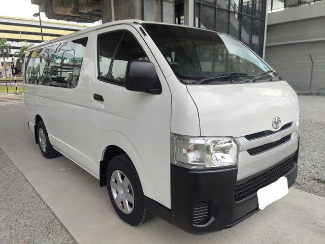 2023 Toyota Hiace 2.5 (M) 14 Seat Window Low Roof - 1