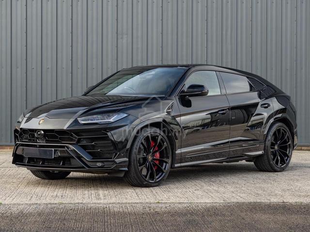 2022 Lamborghini Urus V8 UK SPEC - 1