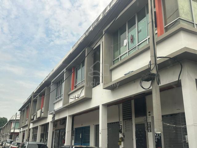 2 Storey Shop Shop Office At Bandar Tasek SS3 For Sale 1