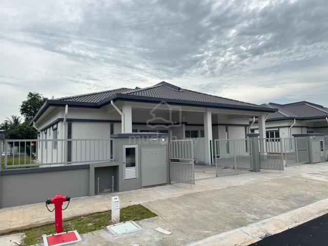 Direct Pemaju SEMI D 40x63 4R2B 0 Depo CASH Back Pulau Indah Mainroad 1