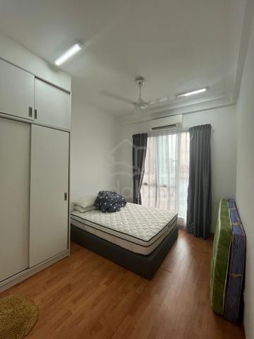 The Platino Serviced Apartment 3