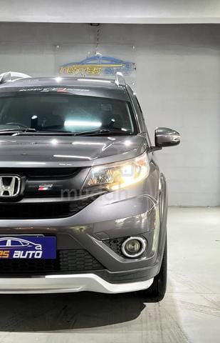 2017 Honda BR-V 1.5 V SUV / 7 Seater / Reverse cam - 5