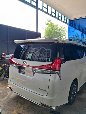 Alpard Lexus LM350 - 2
