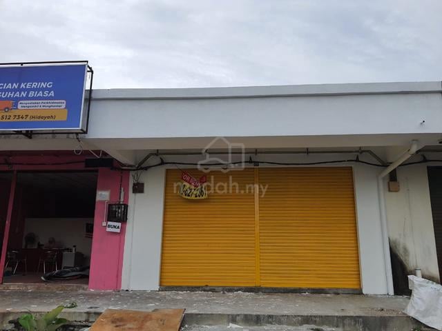 Single Storey Shop Lot @ Bukit Sentosa, Rawang For Rent 1
