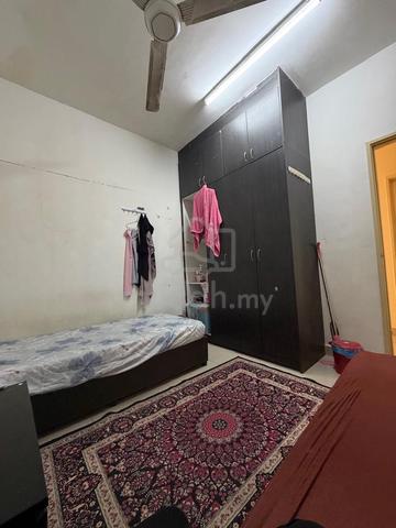 Small Room for rent The Arc, Cyberjaya 1
