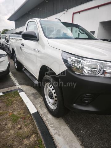 2026 Toyota HILUX 2.4 MT MY17 AN120 FACELIFT II - 2