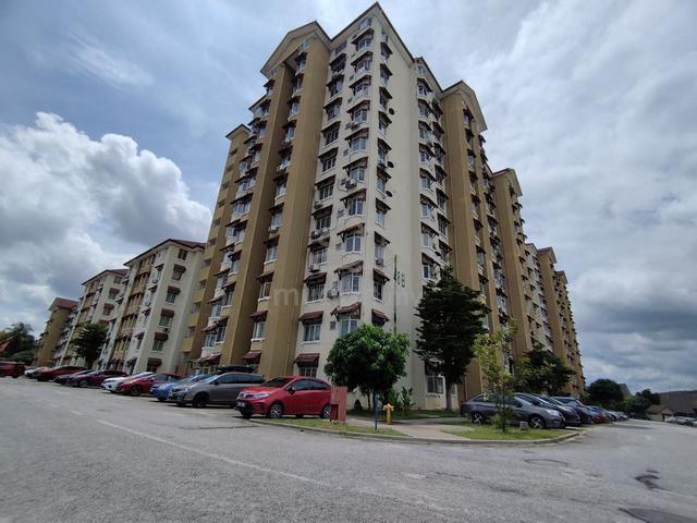 Seri Ixora Apartment 1