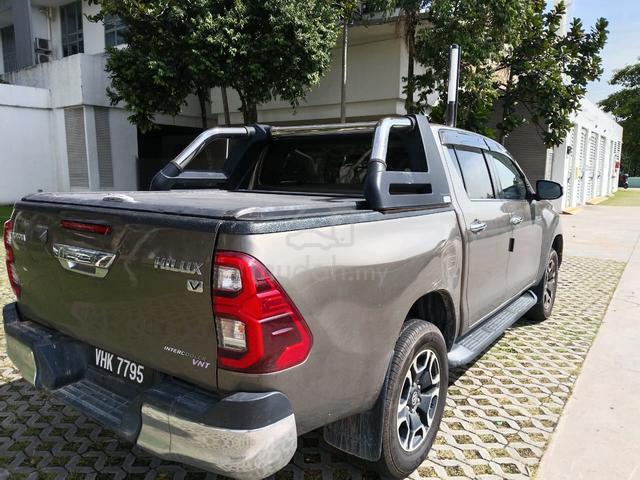 2021 Toyota HILUX 2.4 V (A) - 2