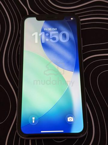 iPhone 11 128gb - photo 2 of 4