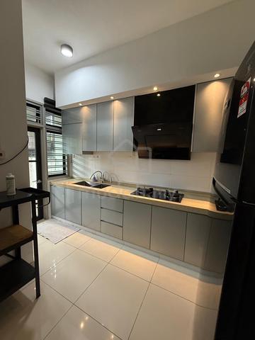 Hot Area Perjiranan 9 Bandar Dato Onn JB 4 Bed 4 Bath 1