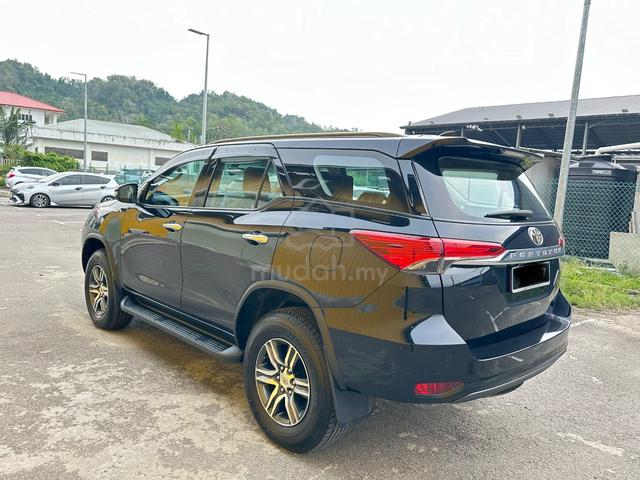 2023 Toyota FORTUNER 2.4 VRZ MY21 (A)4X4 FULL LOAN - 4
