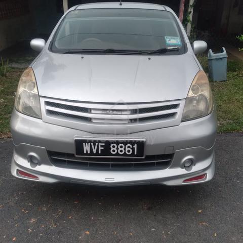 2011 Nissan GRAND LIVINA 1.6 IMPUL (M) - 1