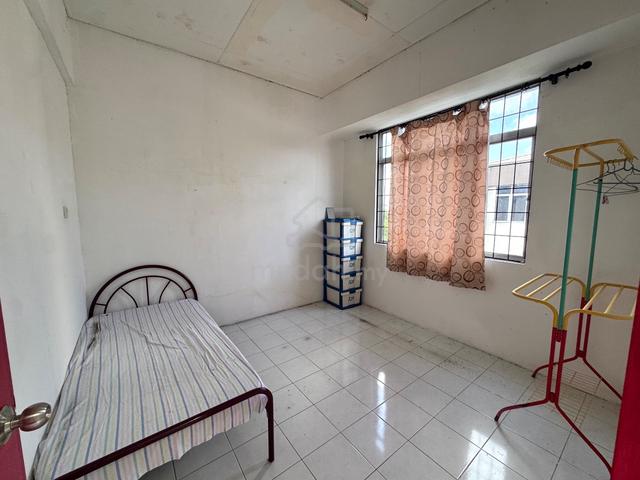 Taman Desa Ilmu 4