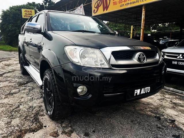Toyota HILUX 2.5(M)VIGO D/C G D4D 5spd 4X4 pickups - 4