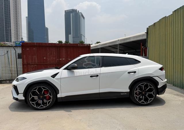 2024 Lamborghini Urus 4.0 Performante Carbon 666Hp - 2